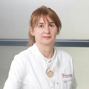 Dr. Adriana Alexandrescu Dr. Adriana Alexandrescu